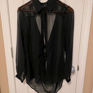 BKE boutique ladies top, very unique!